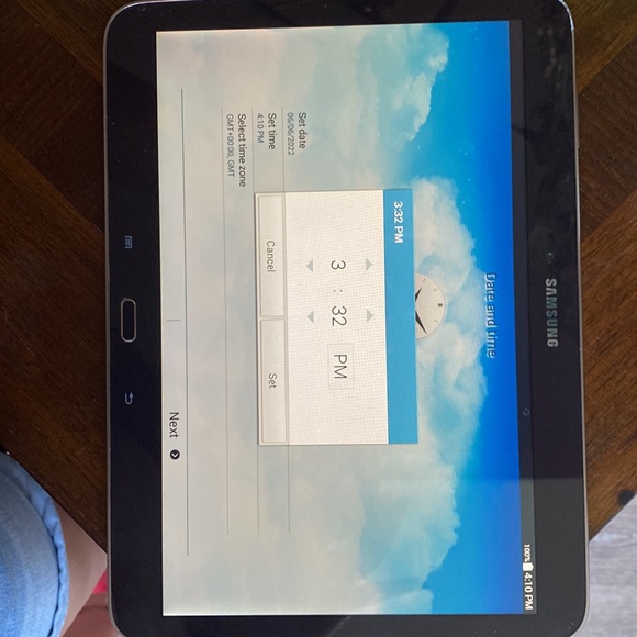 Samsung tab 7+ 16 GB used factory reset - Picture 4 of 4